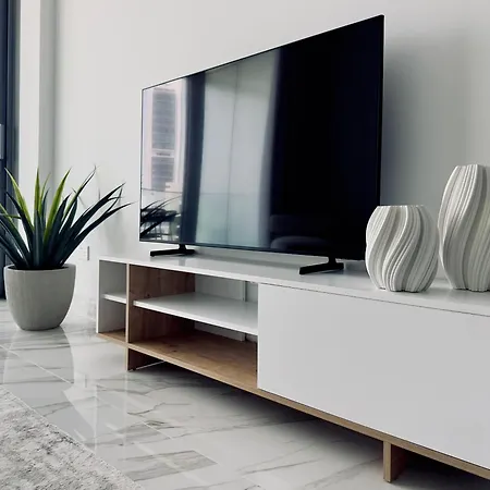 Luxury 1 Bed In Trilogy, Seafront Limassol