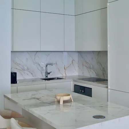 Luxury 1 Bed In Trilogy, Seafront Limassol