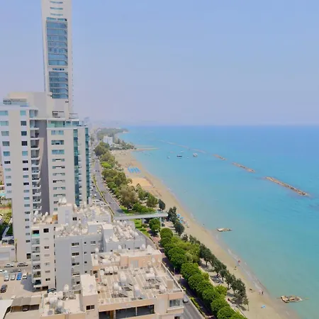 Luxury 1 Bed In Trilogy, Seafront Resort Limassol