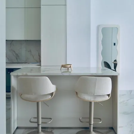 Luxury 1 Bed In Trilogy, Seafront Limasol