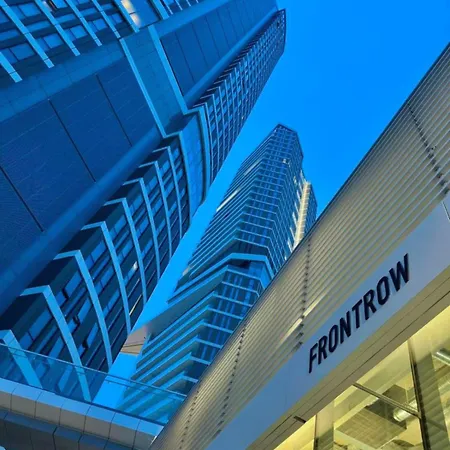 Luxury 1 Bed In Trilogy, Seafront *