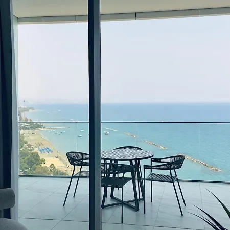 Luxury 1 Bed In Trilogy, Seafront * Limasol