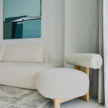 Luxury 1 Bed In Trilogy, Seafront Daire Limasol