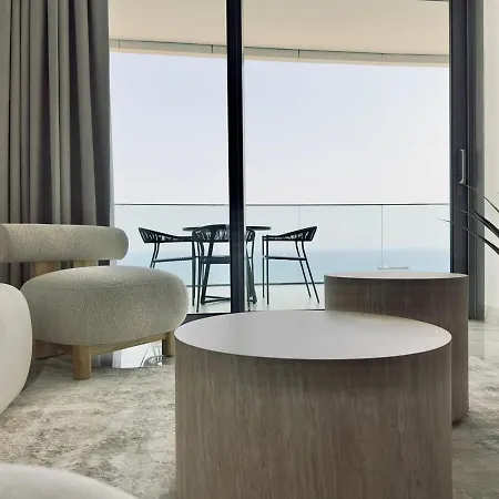 Luxury 1 Bed In Trilogy, Seafront Limasol