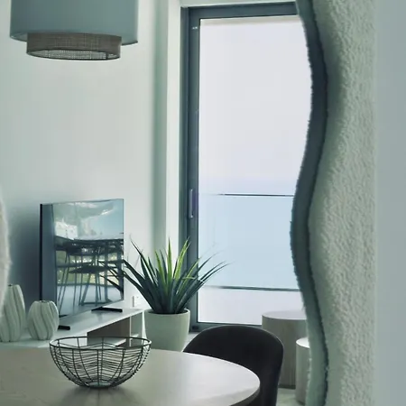 Luxury 1 Bed In Trilogy, Seafront Limasol