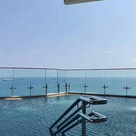 Luxury 1 Bed In Trilogy, Seafront * Limasol