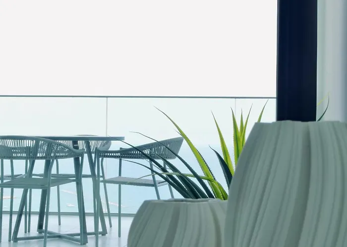 Resort Luxury 1 Bed In Trilogy, Seafront *