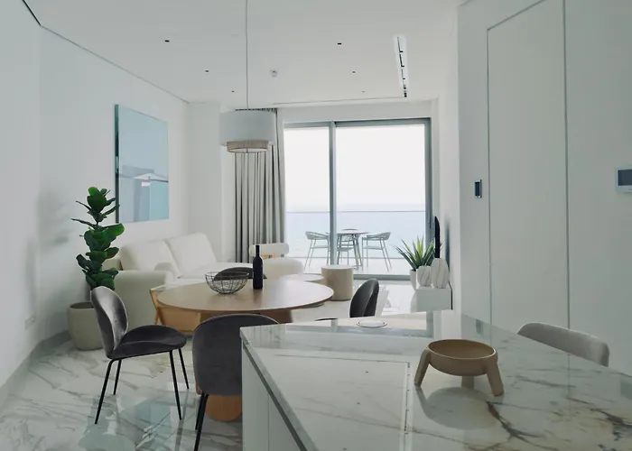 Luxury 1 Bed In Trilogy, Seafront Resort *