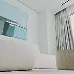 Luxury 1 Bed In Trilogy, Seafront リマソール