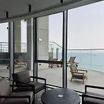 Luxury 1 Bed In Trilogy, Seafront リゾート リマソール
