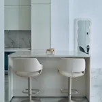 Luxury 1 Bed In Trilogy, Seafront リマソール