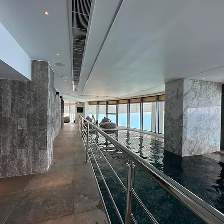 Luxury 1 Bed In Trilogy, Seafront * 利马索尔