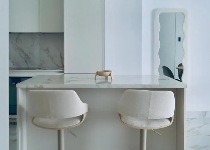 Luxury 1 Bed In Trilogy, Seafront Lemesos